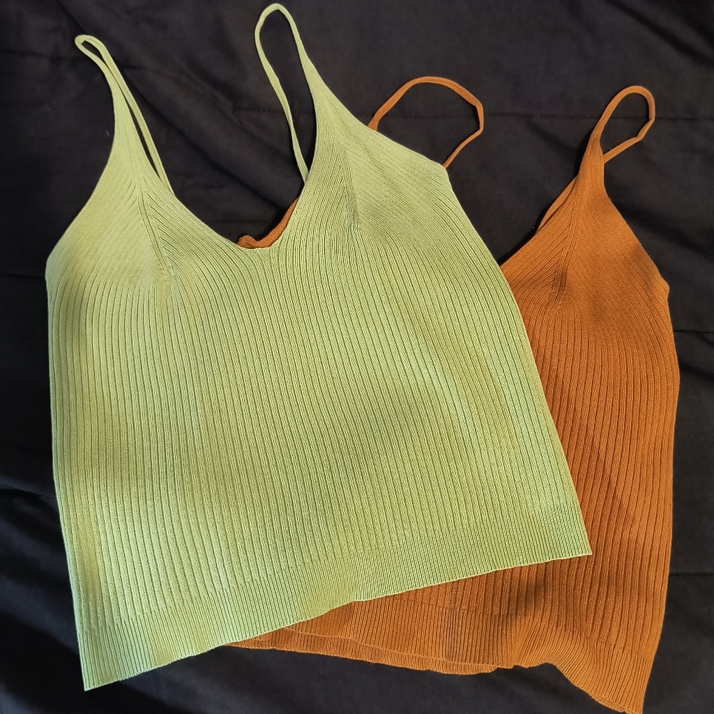 Women's Ribbed Knit Crop Tanks- EUC Green and Orange